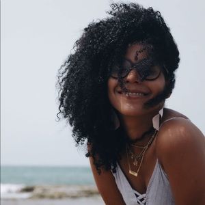 Meet your Posher, Luz